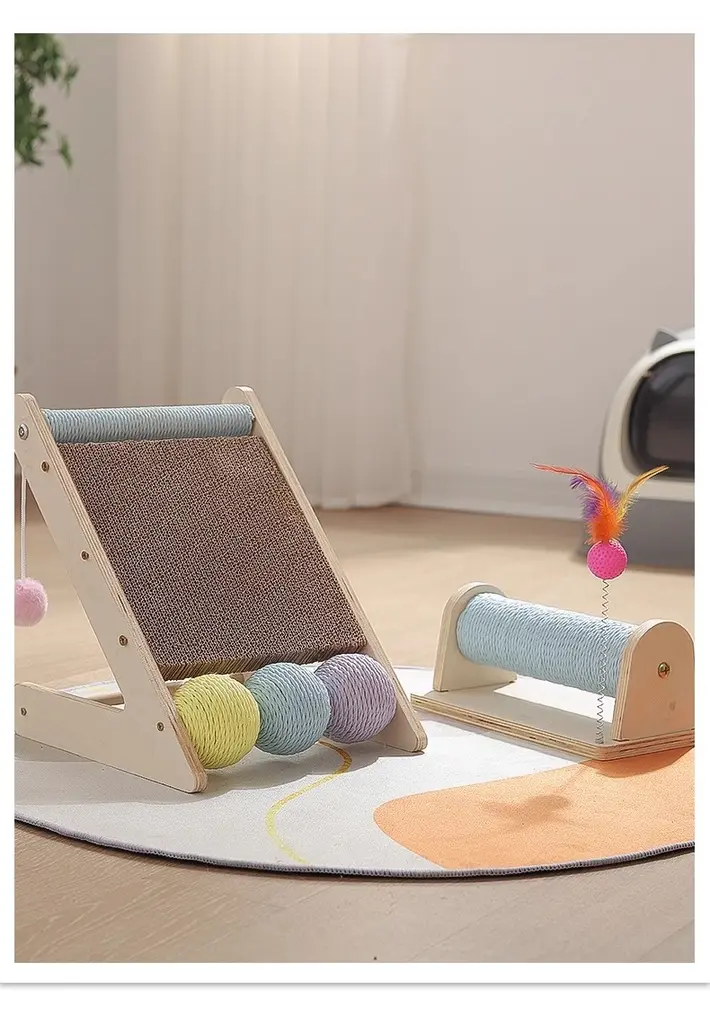 Griffoir d’Angle en Carton avec Balle pour Chat